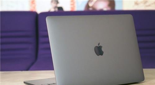 新款MacBook Pro评测汇总：Touch Bar的加入将会改变软件操作方式