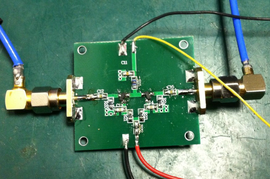宽带电调衰减器设计与制作